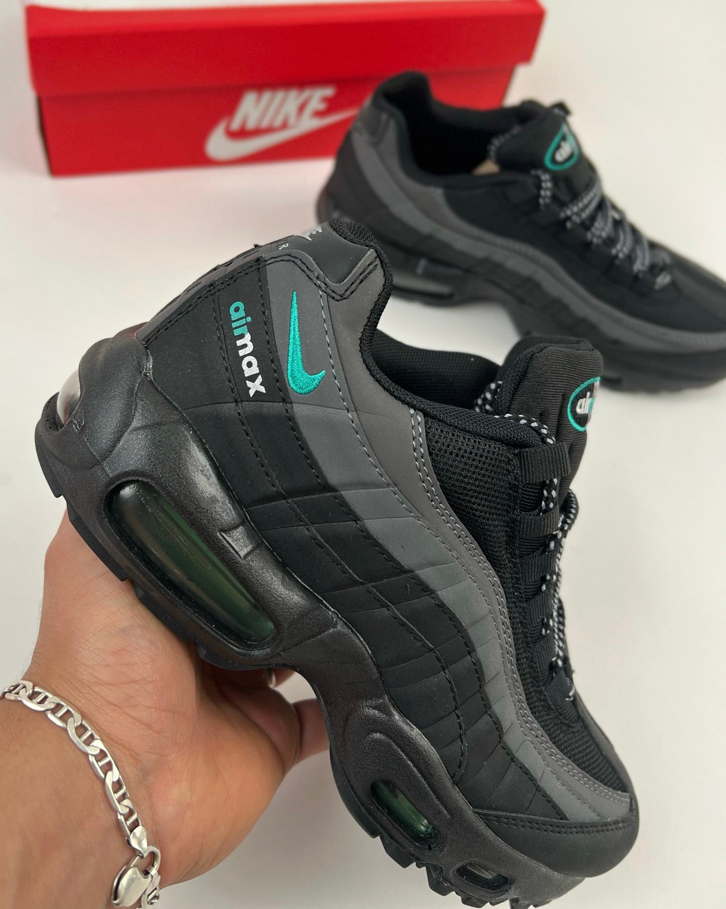 Nike Air Max 95 Black And Blue