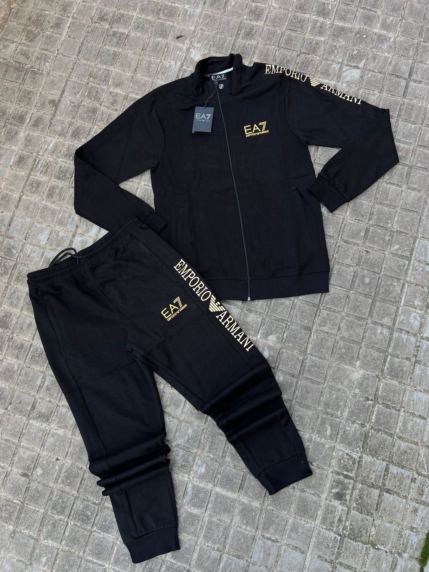 Chandal Armani EA7 Sin capucha WG