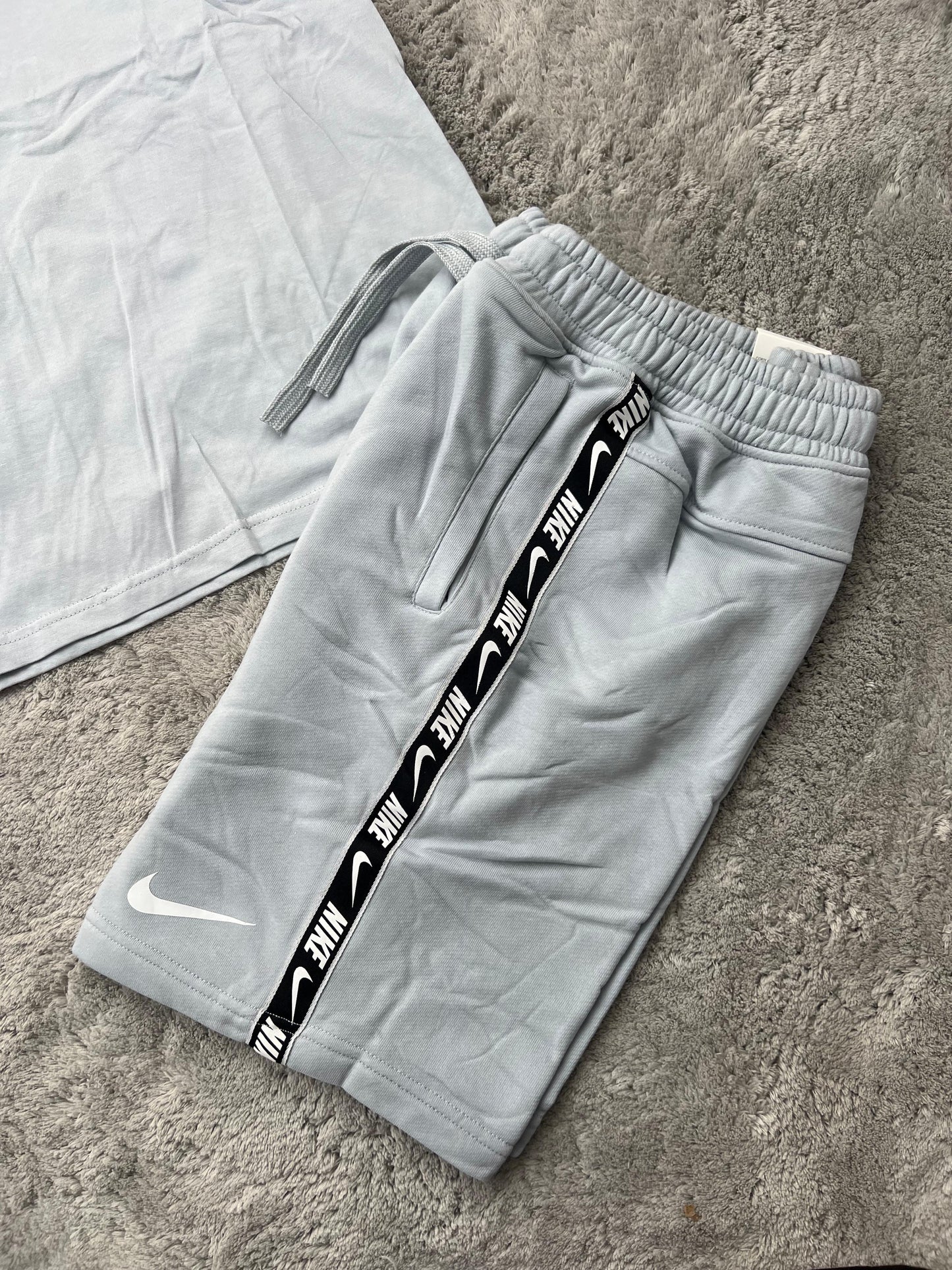 Conjunto Nike Grey