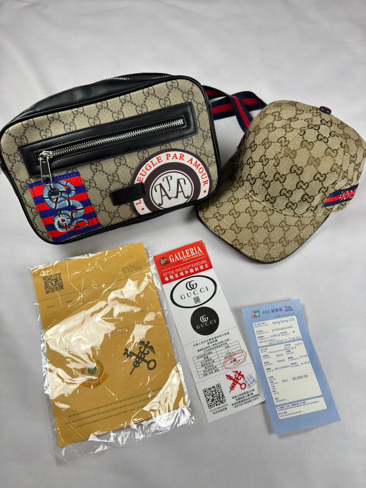 Pack Bolso Cruzado + Gorra Beige con Parches