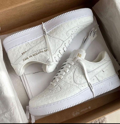 Nike Air Force 1 LV