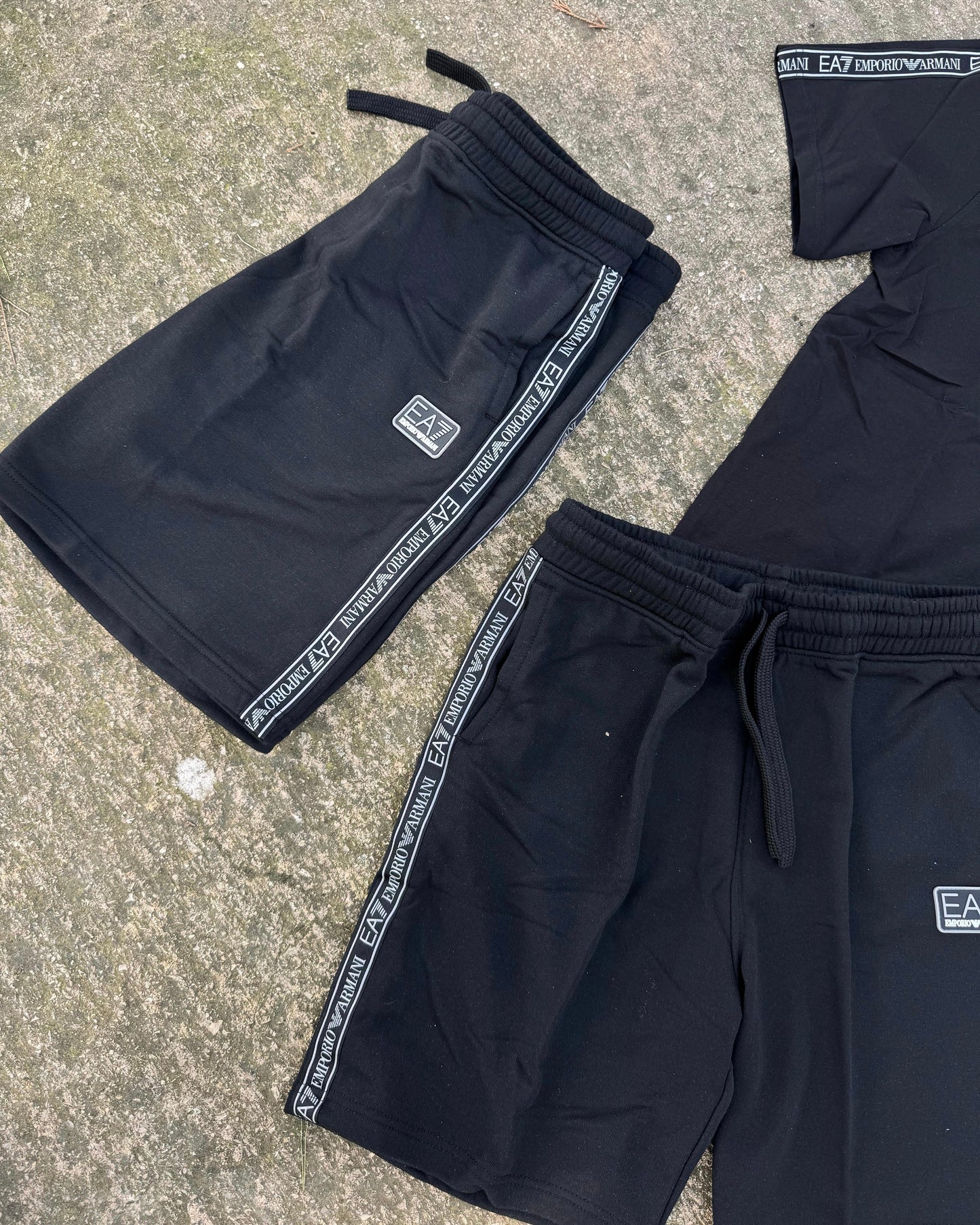 Conjunto Emporio Armani EA7