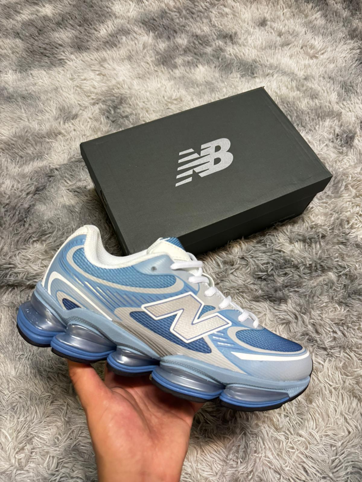 New Balance Absorb 2000