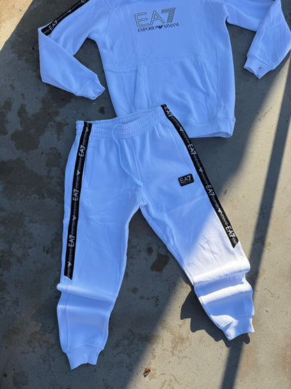 Chandal Armani EA7 White Black