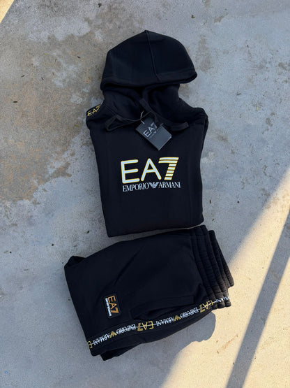 Chandal Armani EA7 Black Gold