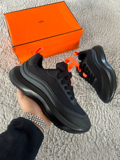 Hermes Trainer Black
