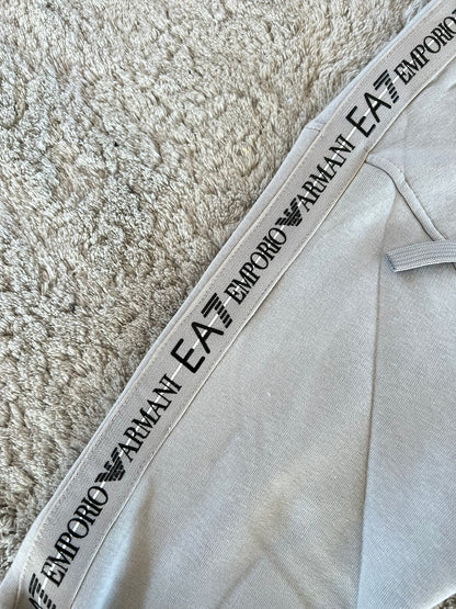 Chandal Armani EA7 Grey