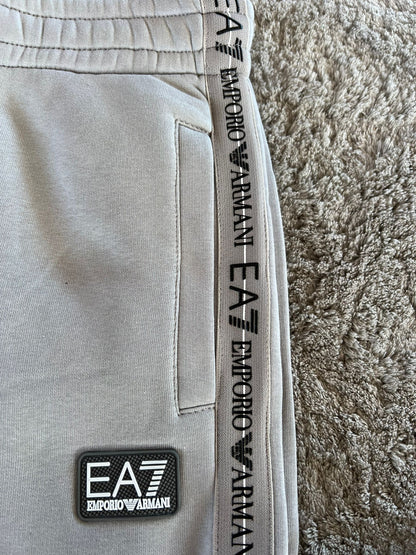 Chandal Armani EA7 Grey