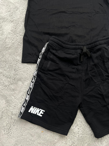 Conjunto Nike Black