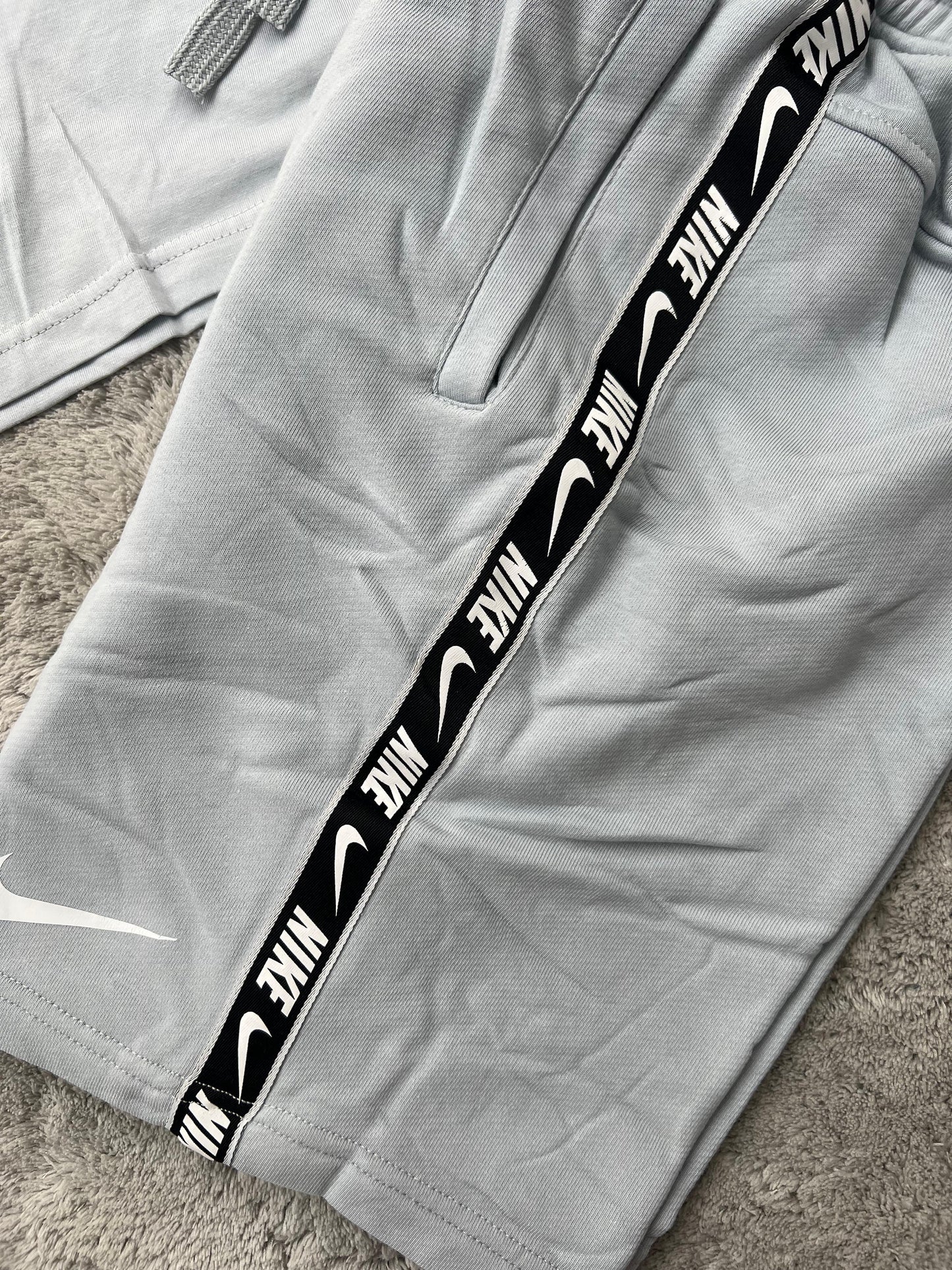 Conjunto Nike Grey
