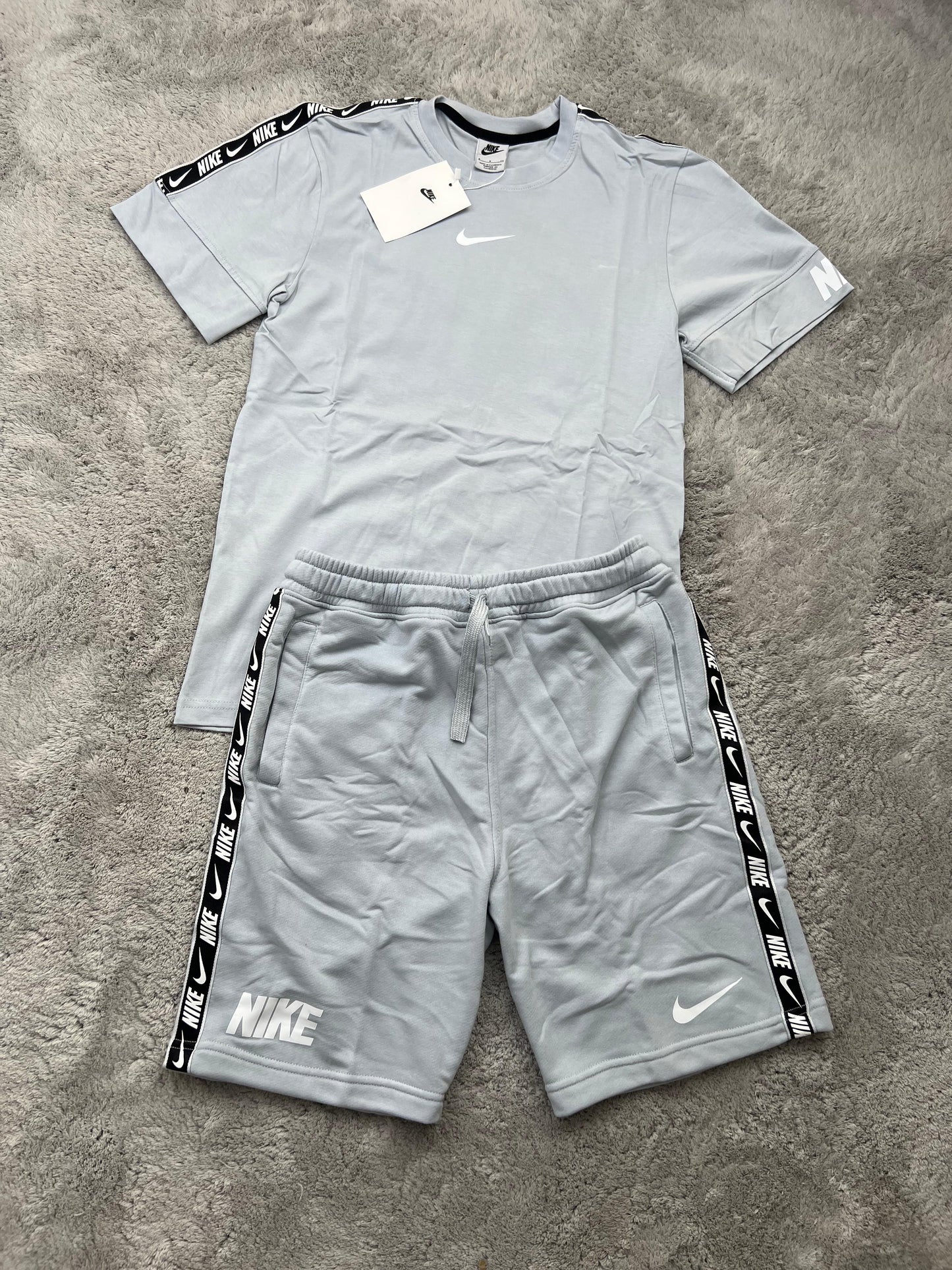 Conjunto Nike Grey