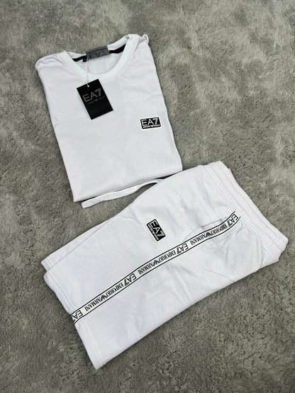 Conjunto Emporio Armani EA7 White