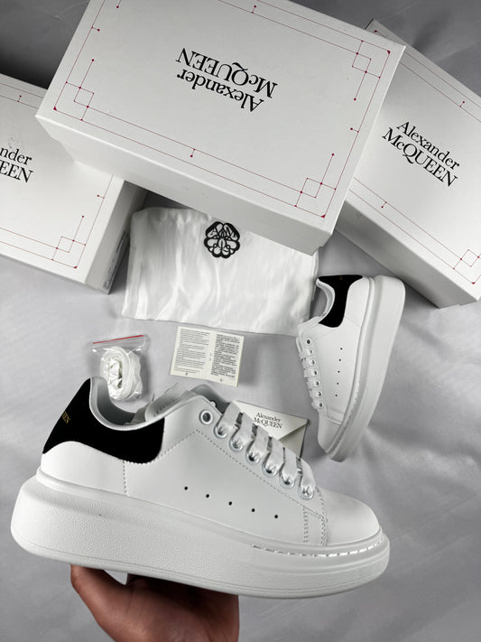 Alexander McQueen Blancas
