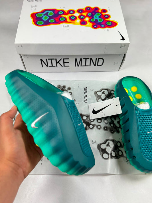 Nike Mind 001 Green