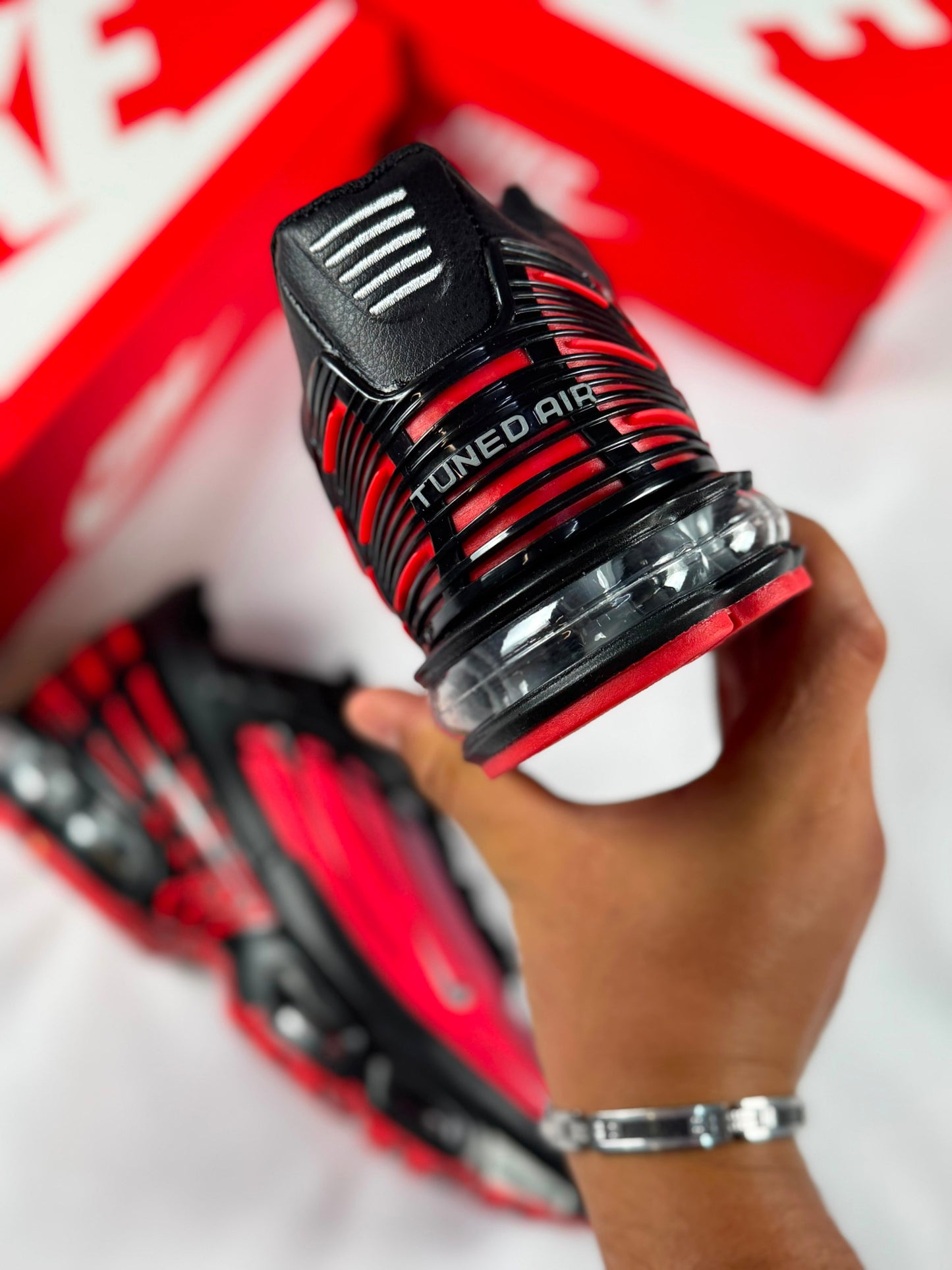 Nike Tn Tunned Black And Red