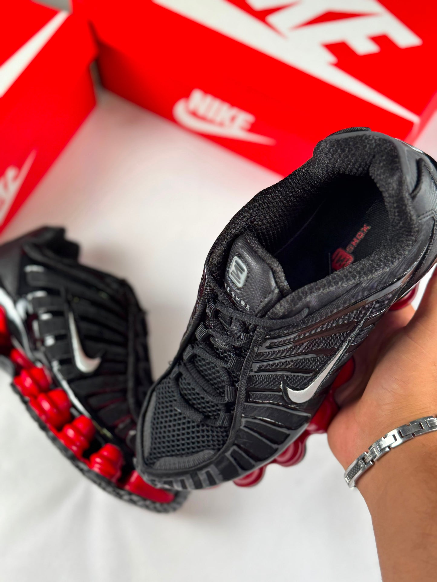 Shox TL Black And Red