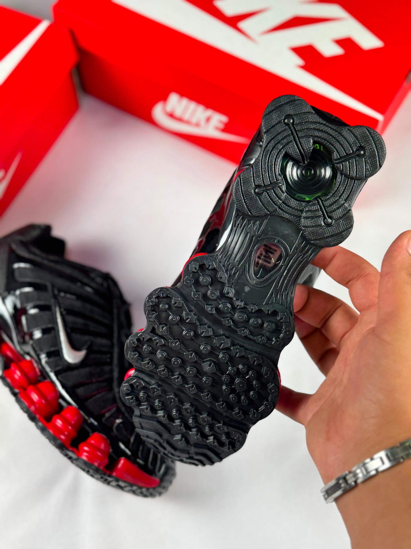 Shox TL Black And Red