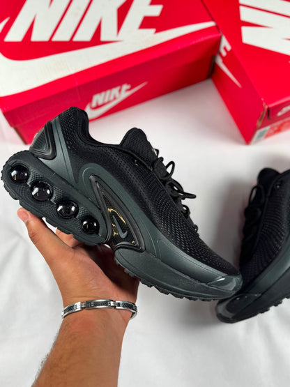 Nike Air Max Dn Black