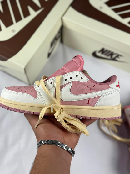 Nike Air Jordan 1 Low x Travis