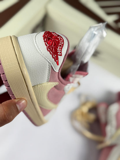 Nike Air Jordan 1 Low x Travis